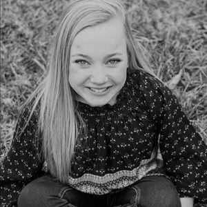 Meet your Posher, Carlie